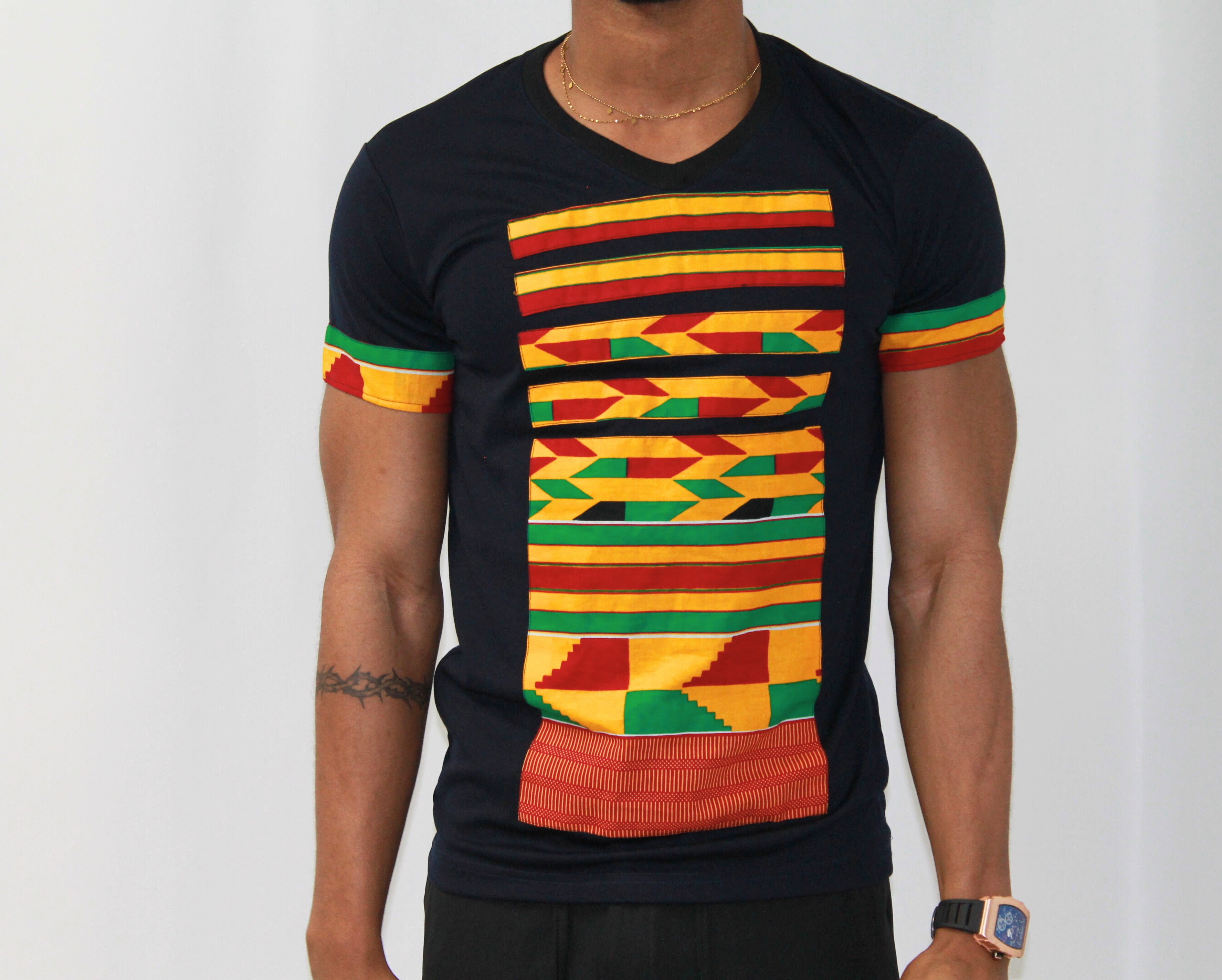 Essence Black Tee