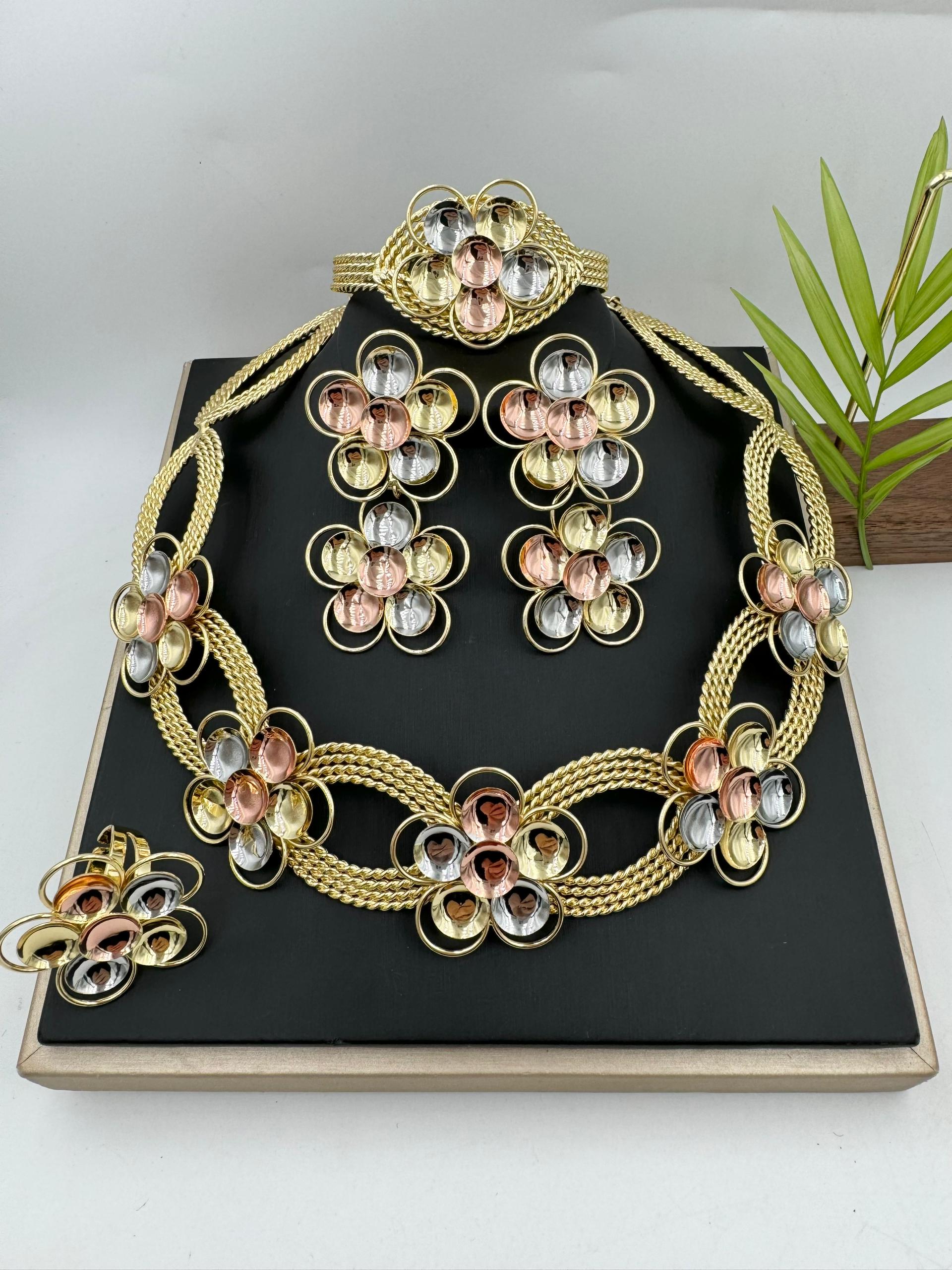 Golden Bloom Jewelry Set